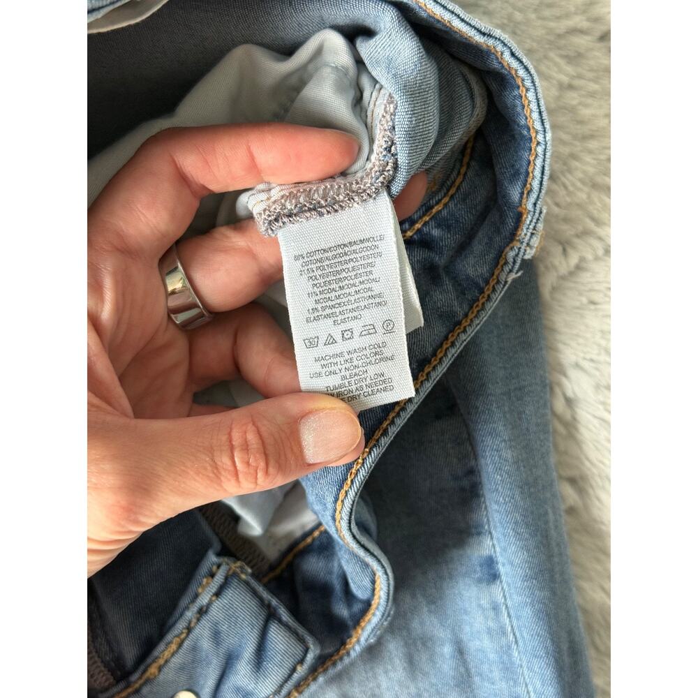 We The Free People Women's 27 Jeans Medium Wash High Rise Paneled Slit Hem - Picture 3 of 8
